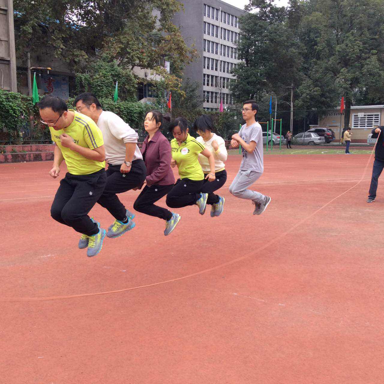 QQ图片20161102150316.jpg